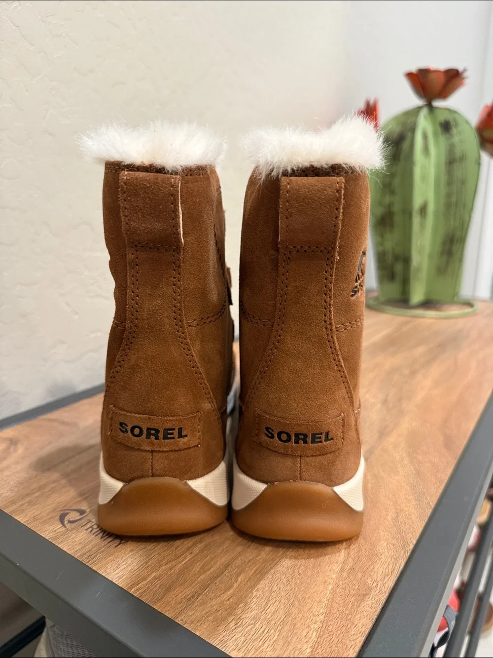 Sorel warm suede
